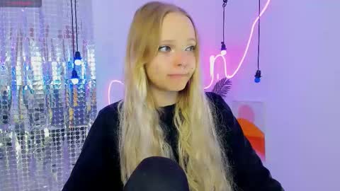 Lucy online show from 01.06.26