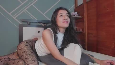 Lucy Herrera online show from 02.12.26