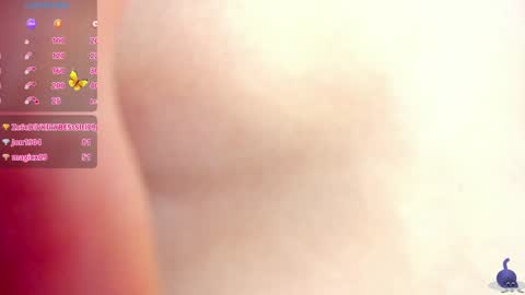 Snapshot of lucy_hess_ chatting on 01.14.25 Lucy online show from 01.14.25