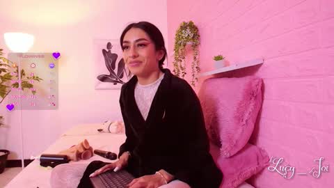 Snapshot of lucy_joi chatting on 02.26.26 Luciana online show from 02.26.26