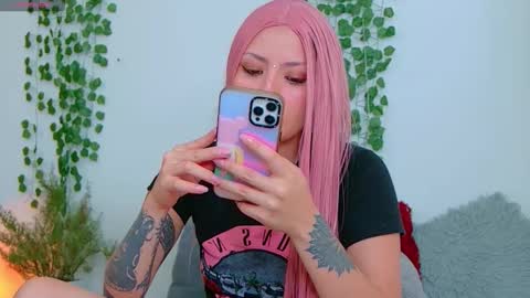 Lucy online show from 05.04.26