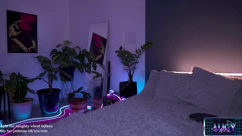 Lucy Alien  online show from 11.27.25