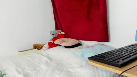 lucyblood online show from 04.23.26