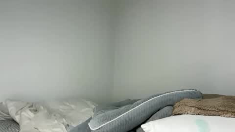 lucyforr online show from 04.05.26