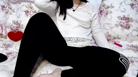 LucyGoldS online show from 12.15.24