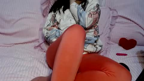 LucyGoldS online show from 01.28.25