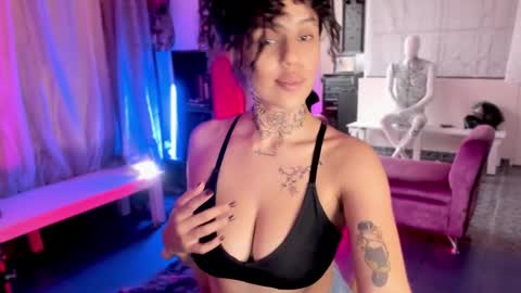 MALAMOR online show from 01.30.25