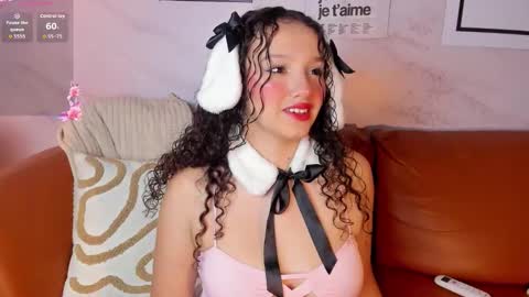 Snapshot of lucylovelyy1 chatting on 03.23.26 Lucy online show from 03.23.26