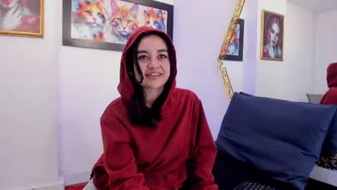 LucyWalkeer online show from 06.28.26