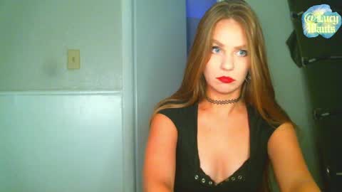 Snapshot of lucywants chatting on 07.14.26 Goddess Lucy lucywants online show from 07.14.26