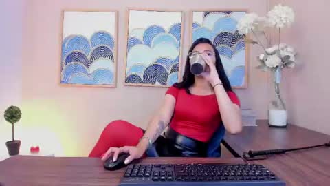 Snapshot of lucyy_liiu chatting on 07.17.26 Lucy Liiu online show from 07.17.26