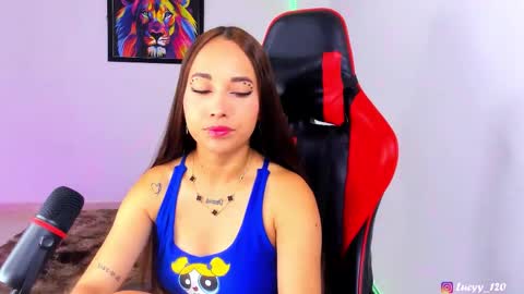 Snapshot of lucyy_rose chatting on 02.06.26 o online show from 02.06.26