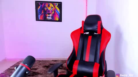 Snapshot of lucyy_rose chatting on 02.14.26 o online show from 02.14.26