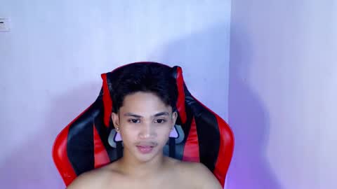 Snapshot of luda_69 chatting on 10.02.25 luda_69 online show from 10.02.25