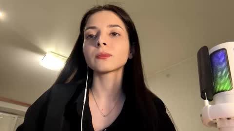 Mika online show from 03.18.26