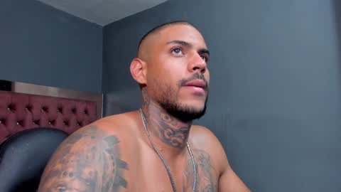 Luigi Vitale online show from 12.07.24