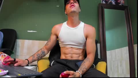 Luis AS online show from 01.12.25