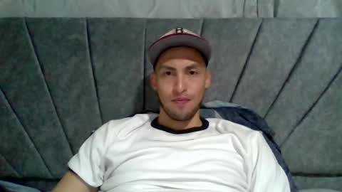 luis_vergon__ online show from 08.02.26