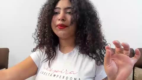 Snapshot of luisa_cameron chatting on 06.19.26 online show from 06.19.26