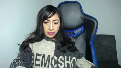 Snapshot of luisa_homes chatting on 11.27.25 luisa_homes online show from 11.27.25