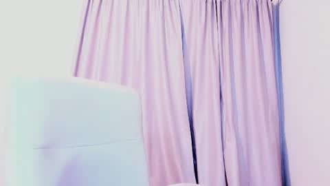 Luisa Diaz online show from 08.06.26