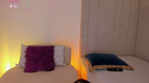 Snapshot of luisah_ chatting on 05.22.26 L U I S A online show from 05.22.26