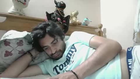 luismiastarot online show from 11.27.25