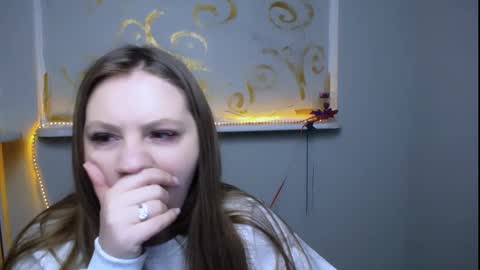 Luiza online show from 02.18.25