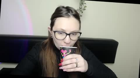 Luiza online show from 04.14.26