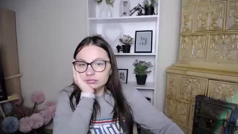 Snapshot of luizaheems_ chatting on 06.15.26 Luiza online show from 06.15.26