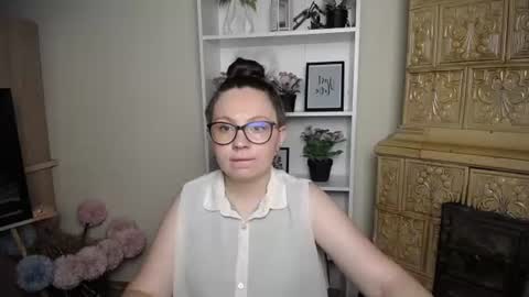 Snapshot of luizaheems_ chatting on 06.28.26 Luiza online show from 06.28.26