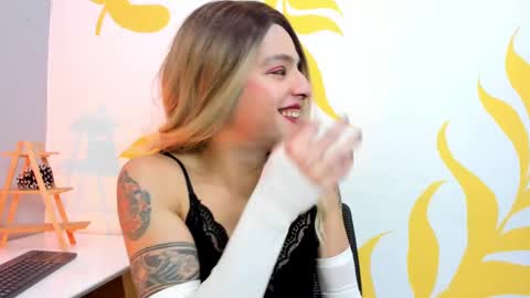 Snapshot of lukacastillo chatting on 10.22.25 Luka Castillo online show from 10.22.25