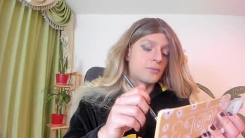 Luka Castillo online show from 04.09.26