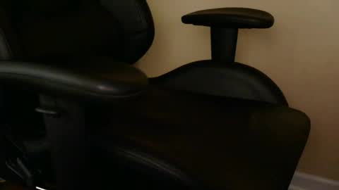 Snapshot of luke7711 chatting on 06.17.26 luke7711 online show from 06.17.26