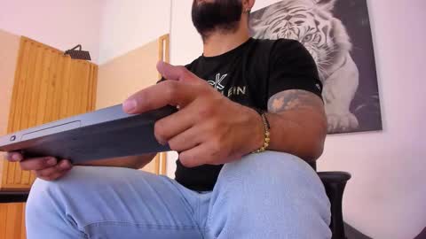 LUKE online show from 10.22.25