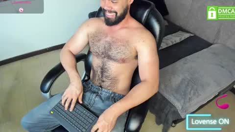 Snapshot of luke_diaz7 chatting on 11.23.25 luke diaz7 online show from 11.23.25