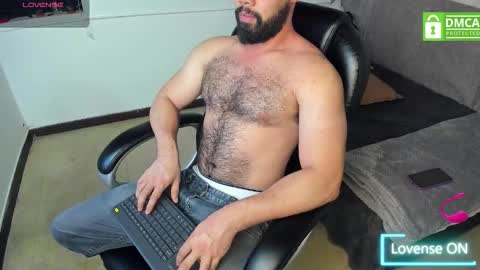 Snapshot of luke_diaz7 chatting on 11.24.25 luke diaz7 online show from 11.24.25