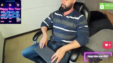 Snapshot of luke_diaz7 chatting on 12.17.25 luke diaz7 online show from 12.17.25