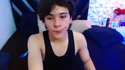 Snapshot of luke_howland chatting on 12.12.24 Luke online show from 12.12.24