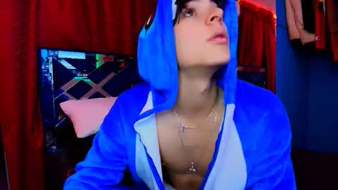 Snapshot of luke_howland chatting on 01.12.26 Luke online show from 01.12.26