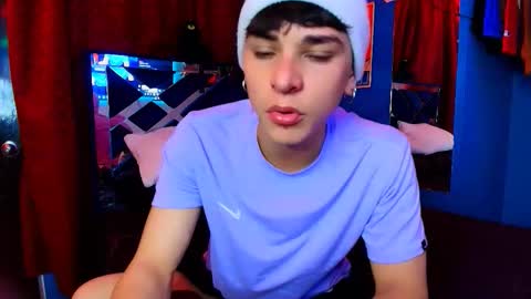 Snapshot of luke_howland chatting on 02.11.26 Luke online show from 02.11.26