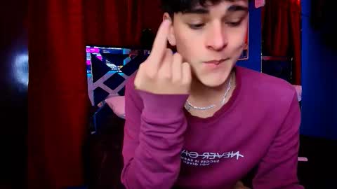 Snapshot of luke_howland chatting on 02.25.26 Luke online show from 02.25.26