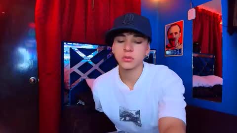 Snapshot of luke_howland chatting on 03.03.26 Luke online show from 03.03.26