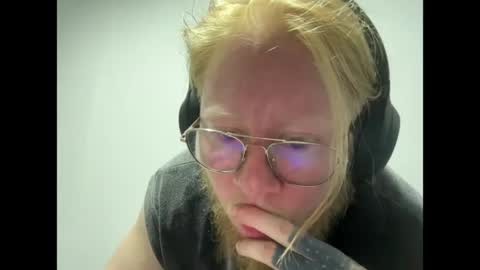 Lucas online show from 04.14.26