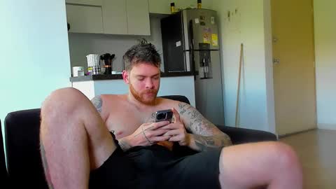 Snapshot of lukeglanton17 chatting on 02.11.26 Luke online show from 02.11.26