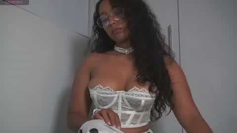 Snapshot of lulitauwu chatting on 06.25.26 lulitauwu online show from 06.25.26