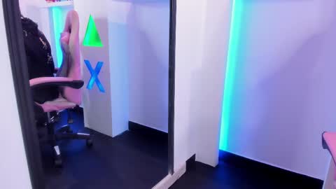 Cookie  online show from 10.22.25