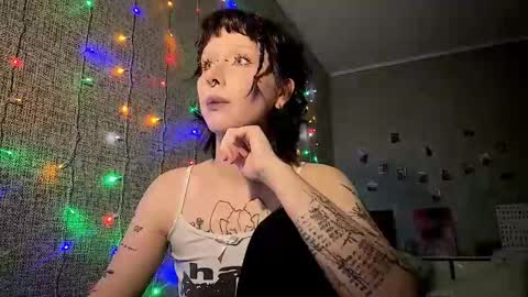 Snapshot of lullypopa chatting on 10.01.25 lullypopa online show from 10.01.25