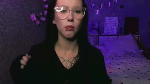 Snapshot of lullypopa chatting on 11.13.25 lullypopa online show from 11.13.25