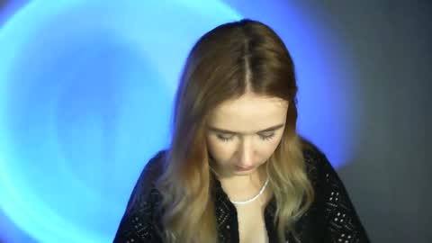 Lulu Baby18 online show from 02.12.25